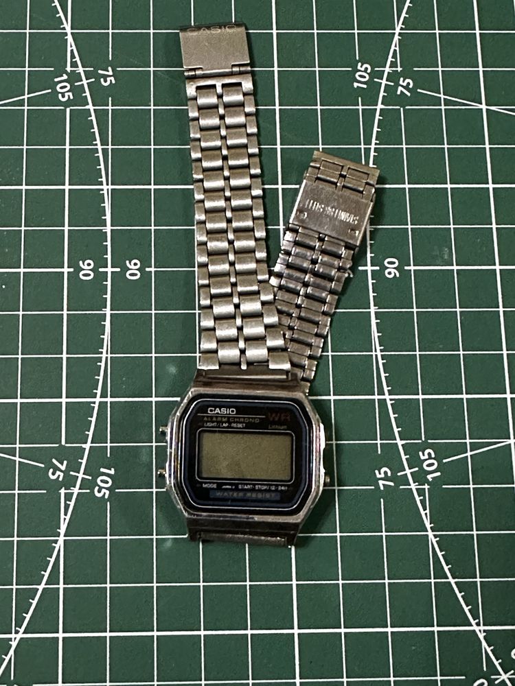 Casio soatlar sotiladi