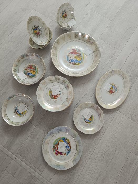 Продам набор посуды