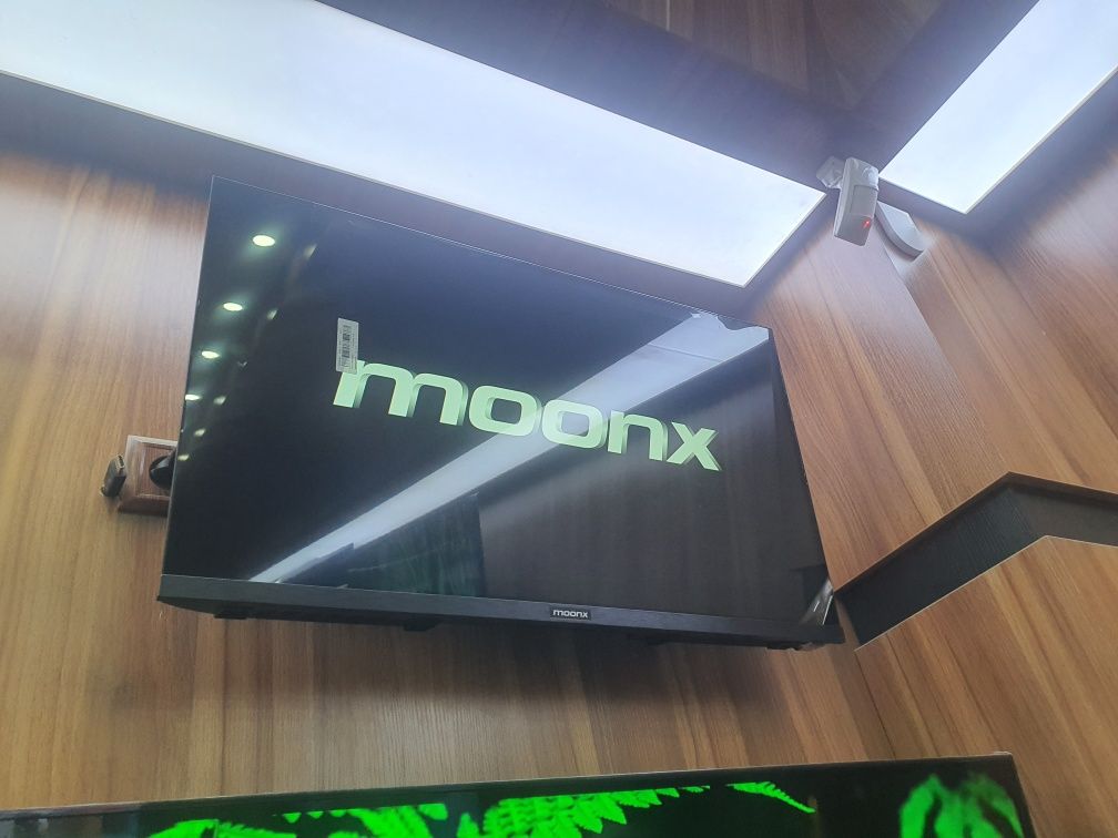 Новинка Телевизор MOONX 32S800 Smart Android