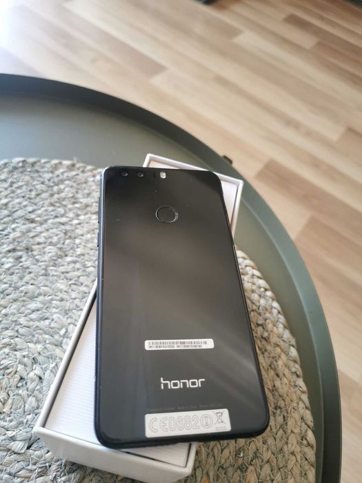 Honor 8 4/32Gb перфектен