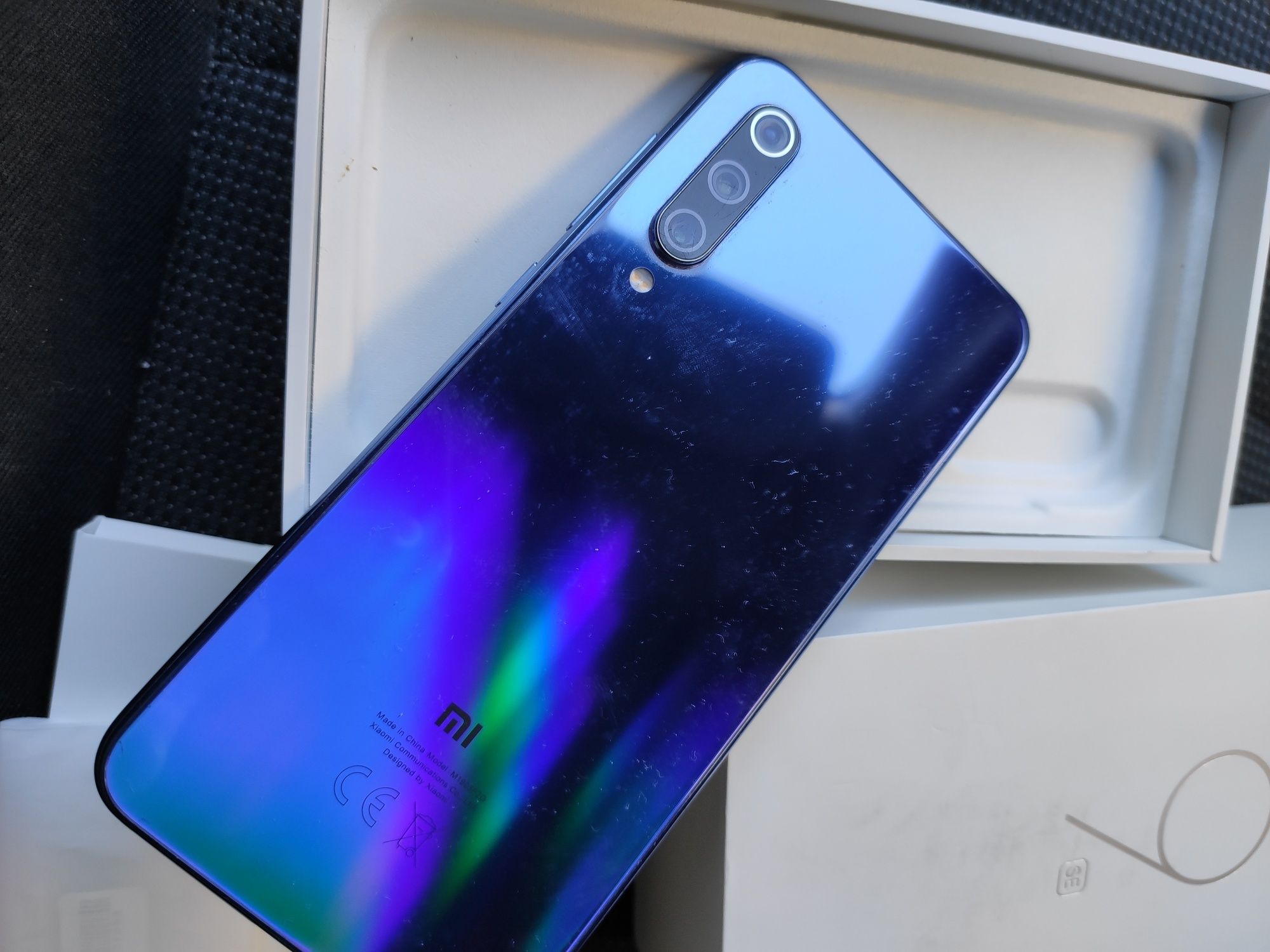 Xiaomi mi 9 se 128gb.