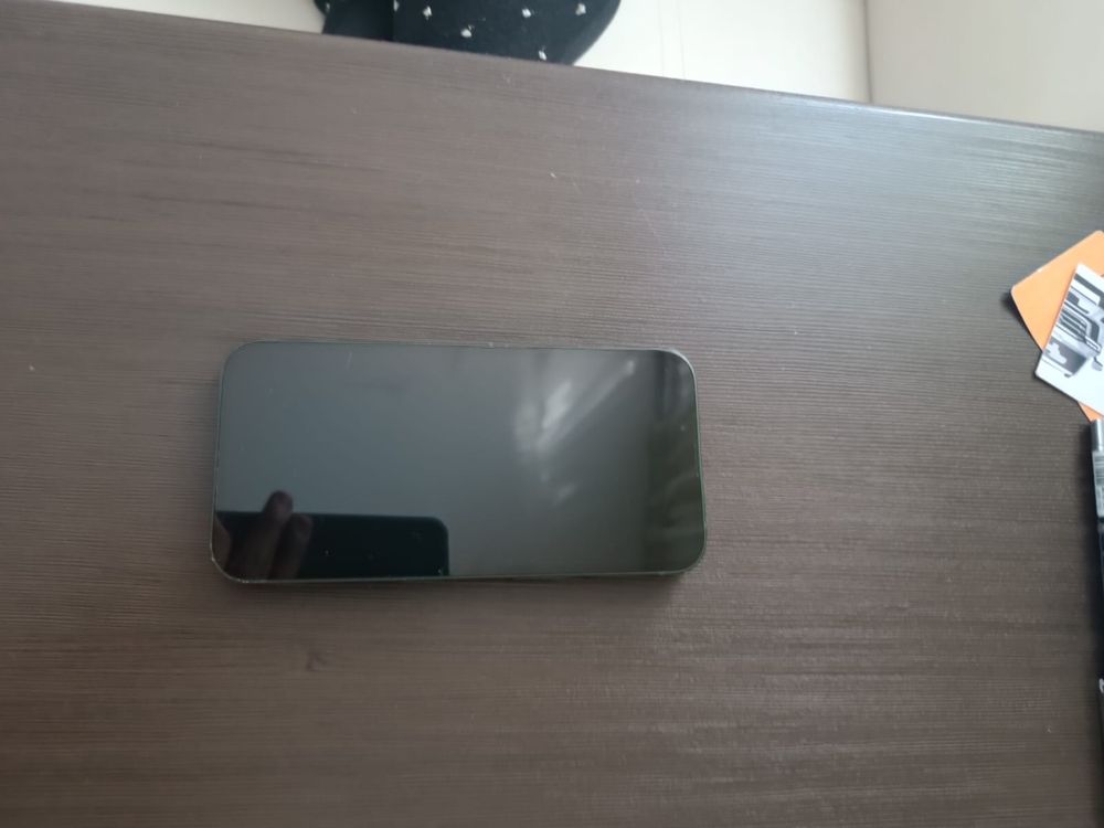 Продаю iphone 13