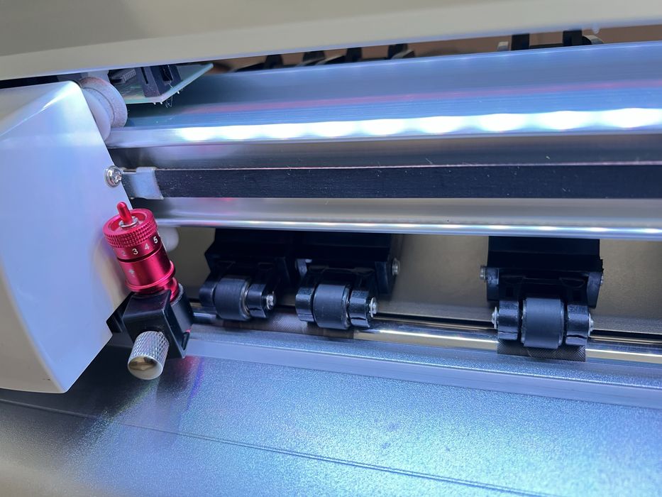 Плоттер для нарезки гидрогелевый пленки