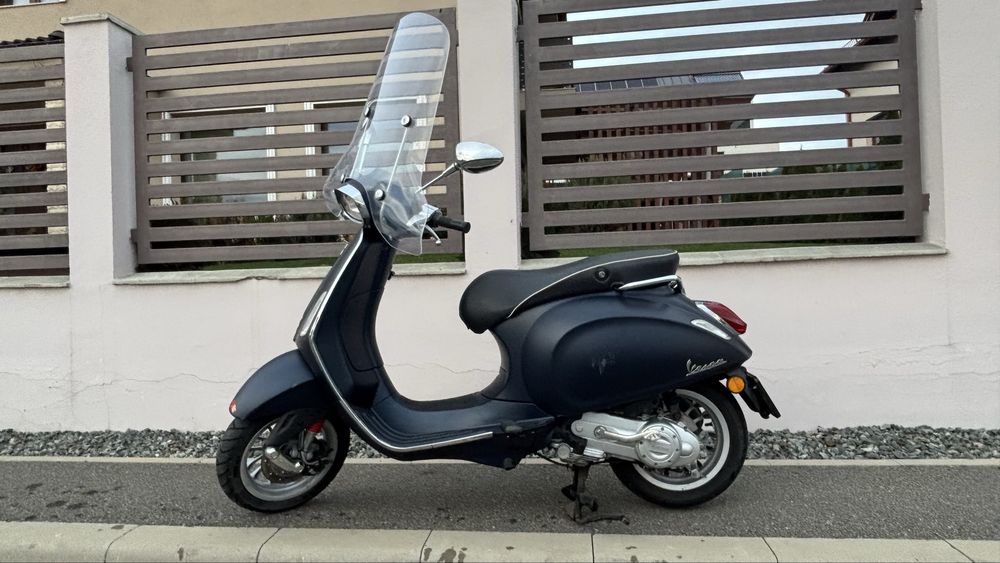 Vespa sprint piaggio scuter