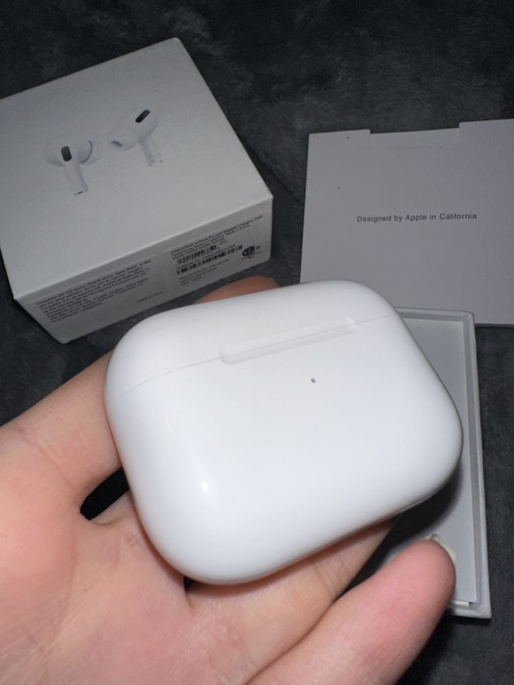 Casti AirPods Pro 2