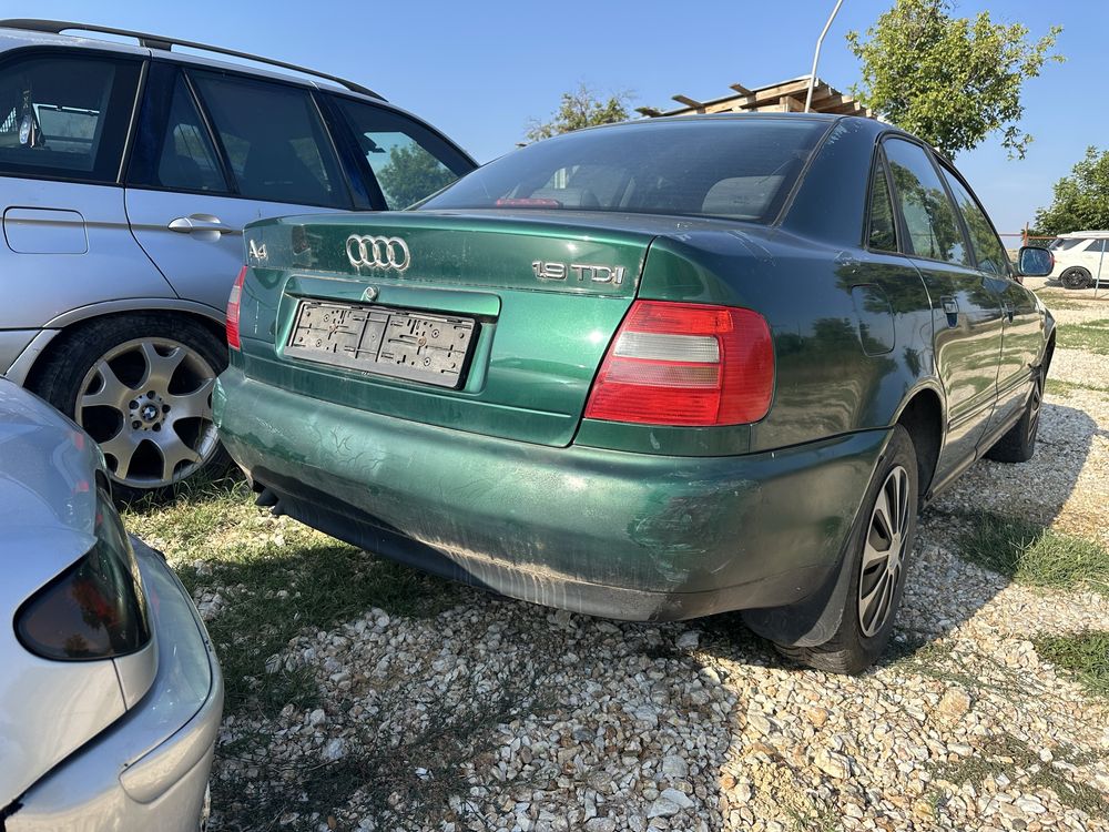 Audi a4 1.9 110 на части
