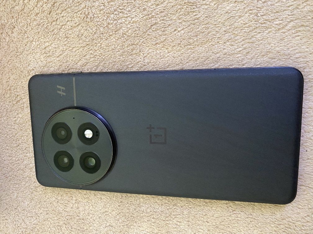 OnePlus 13 256GB - Перфектен