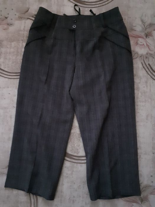 Модерен официален костюм за поводи