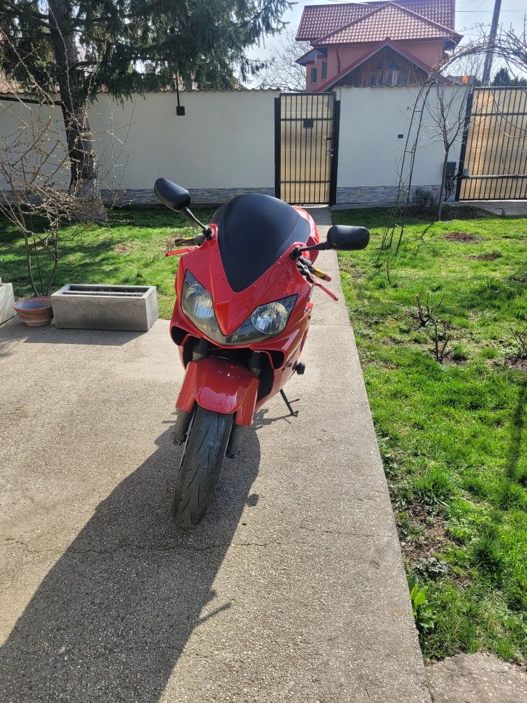 Honda CBR 600F4i Sport