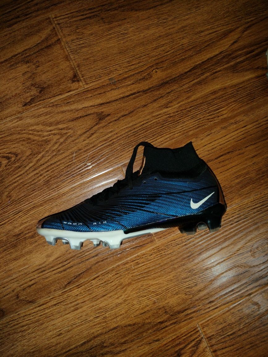 Бутсы NIKE Mercureal