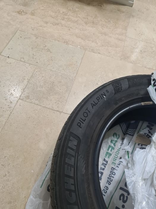 Anvelope de iarna Michelin.