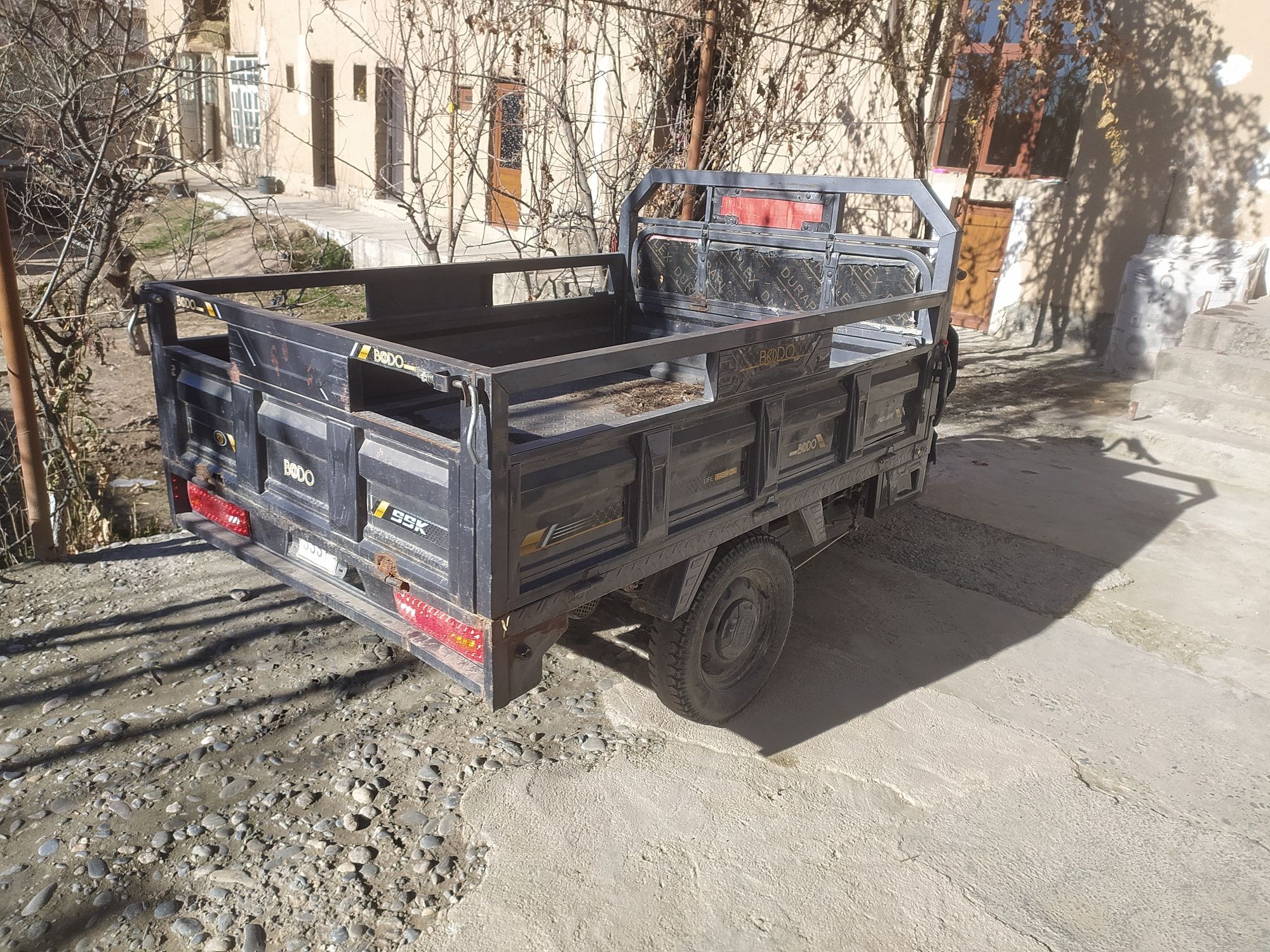 Elektra skutr yaxshi soz xolatda