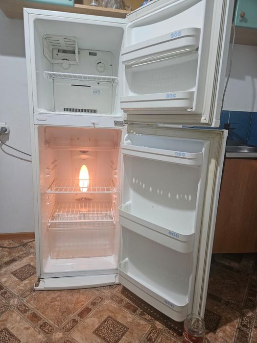 Срочна сатылады холодильник