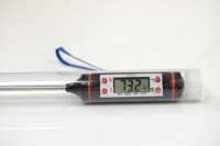 Професионален термометър TP101, -50°С до +300°С, с памет
