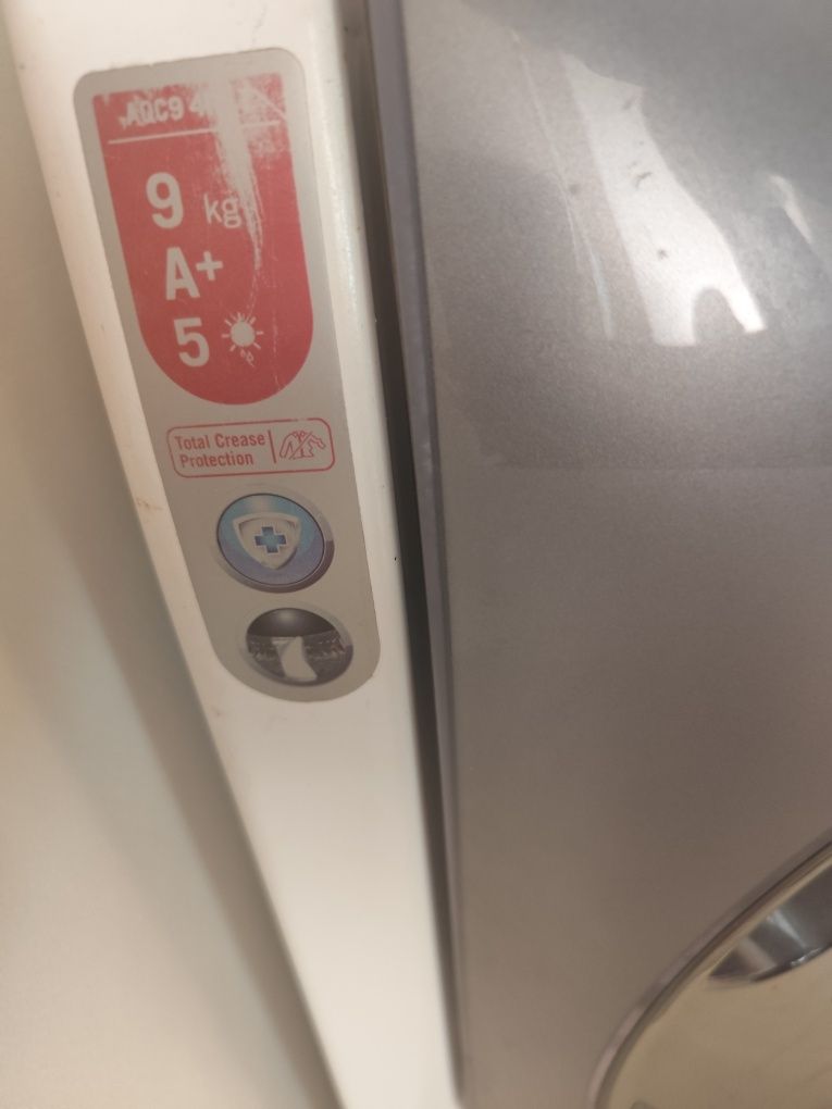Сушилня Hotpoint Ariston 9кг.