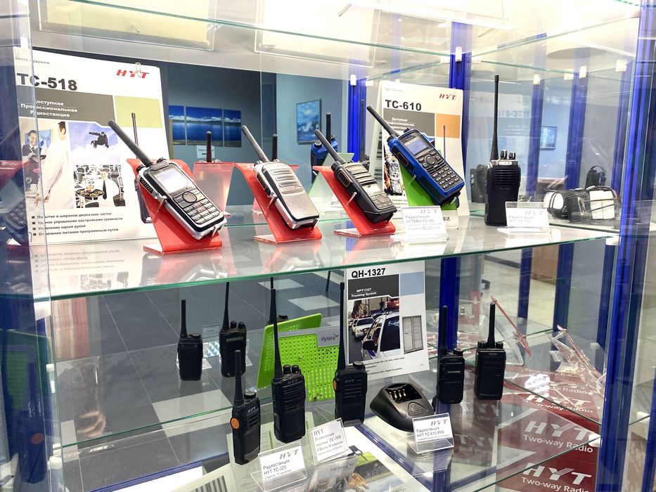 Профессиональные рации (радиостанции) Hytera и Motorola