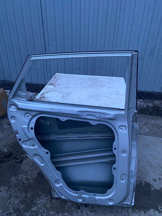 Дверь Хюндай Туксун