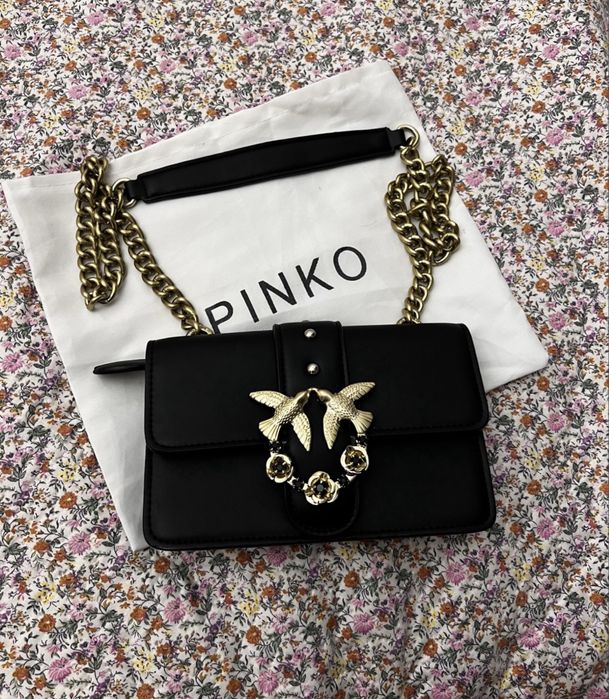 Классическая черная кожаная брендовая сумка сумочка PINKO.