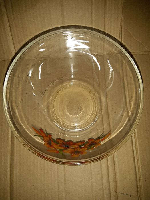 Продам салатницу