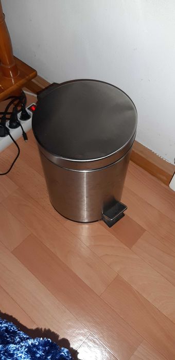 Метално кошче за боклук 7л.