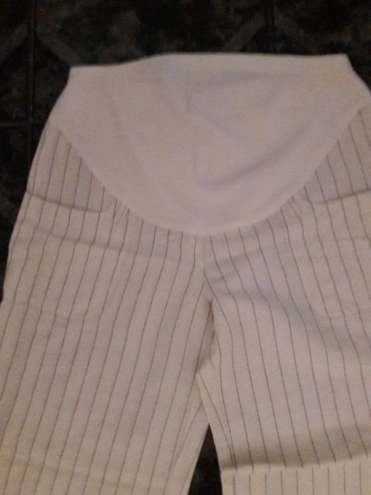 Pantaloni de gravidute pentru vara