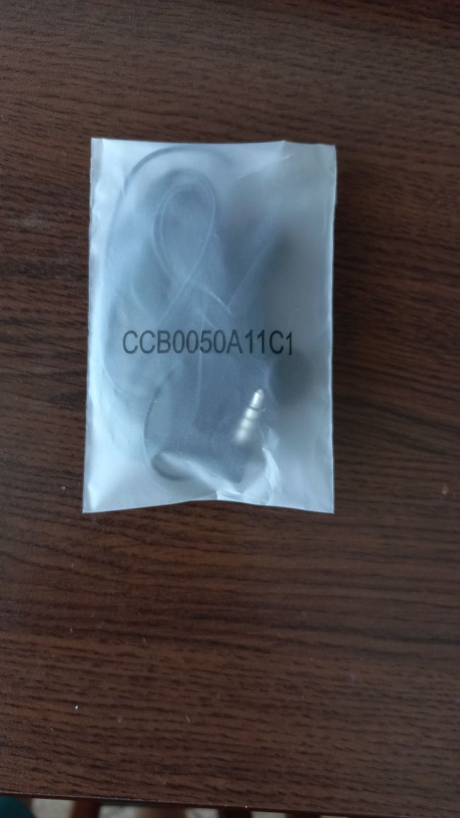 Чисто нови слушалки за Alcatel 1c