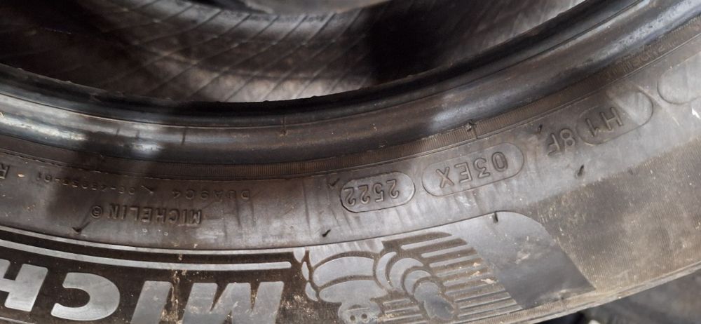 DOT2022! 235 55 19 Michelin alpin 5