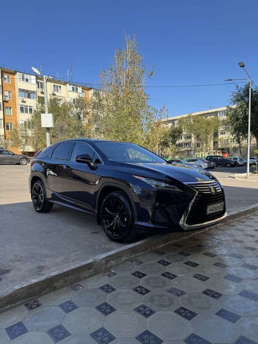 Продам Лексус в хорошем соста