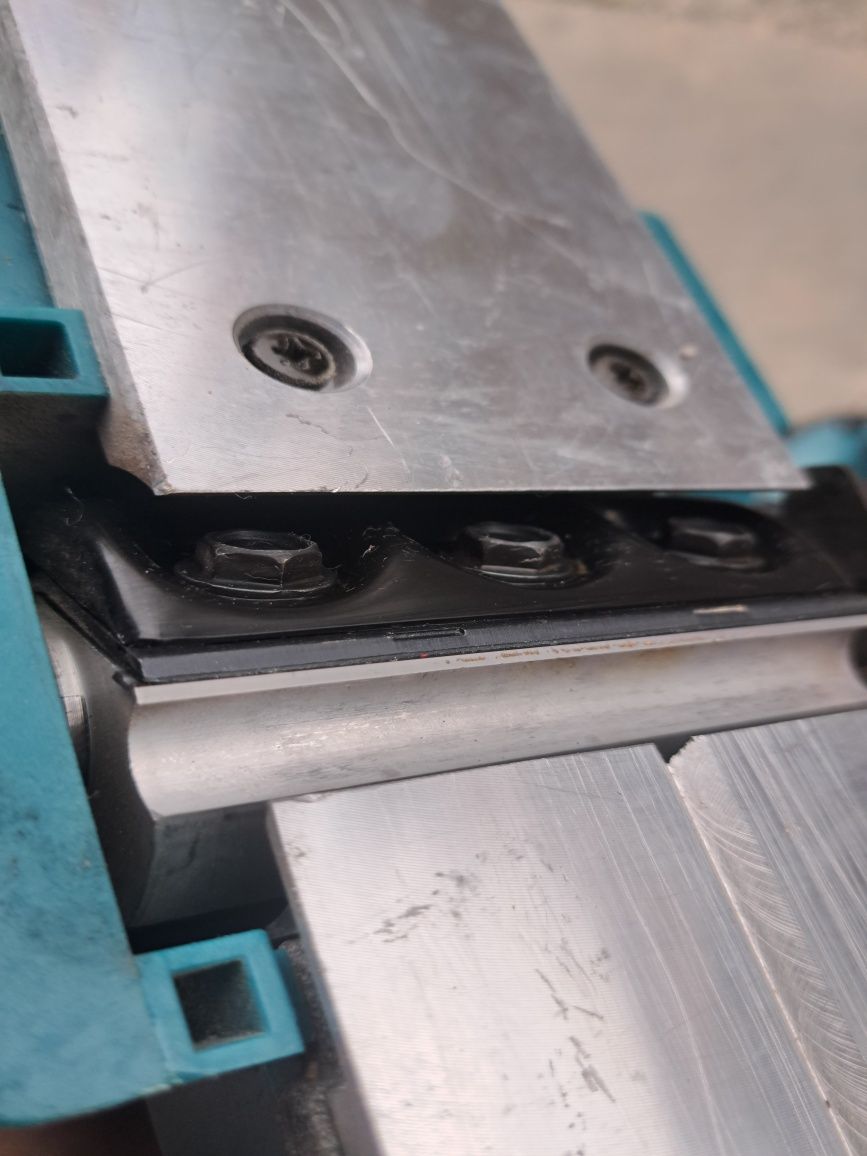 Електрическо ренде MAKITA KP0810C