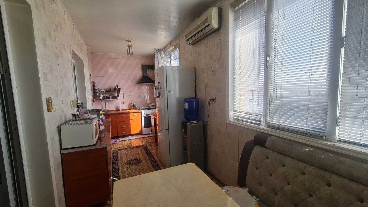 СРОЧНО Продается  Квартира 
 Сергели 7.  4станция метро 2/5/9