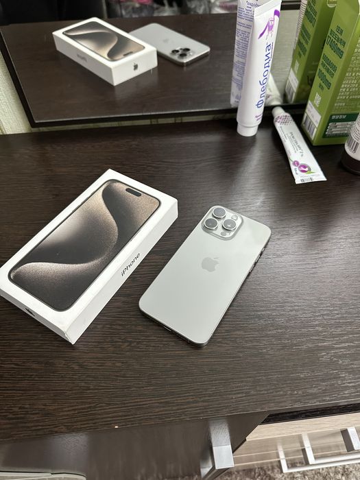 Продам iPhone 15 Pro Max 256gb в идеальном состояние