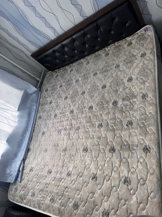 Spalni / Спални / Спальная кровать