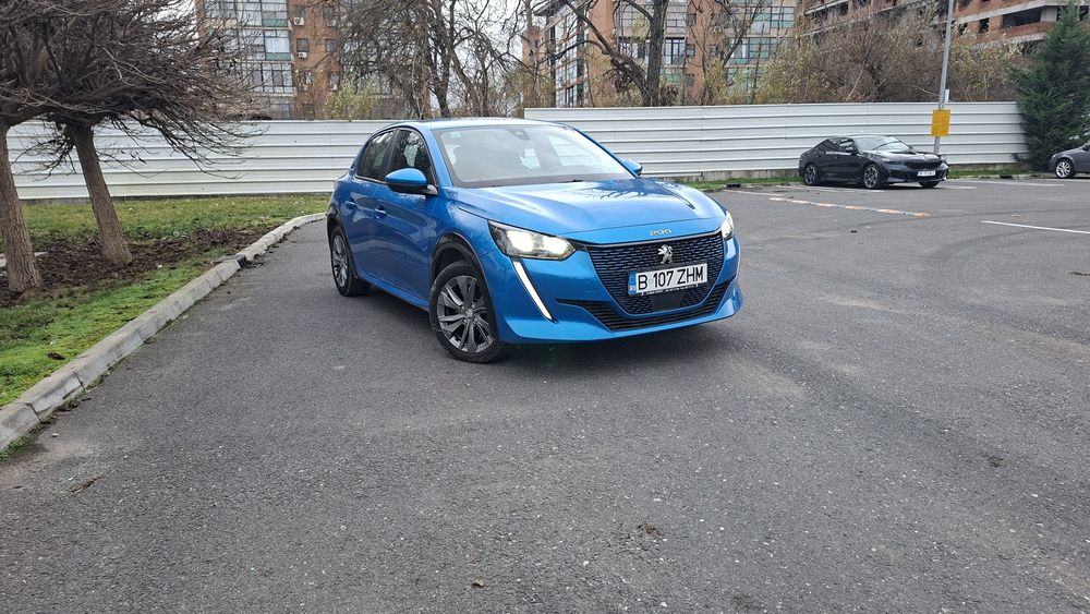 Vand Peugeot 208 full electric and 2020