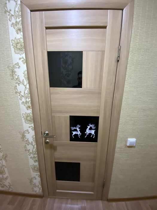Продам межкомнатную дверь