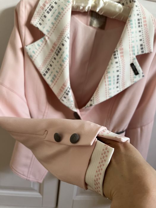 Сако Alessa - късо, розово