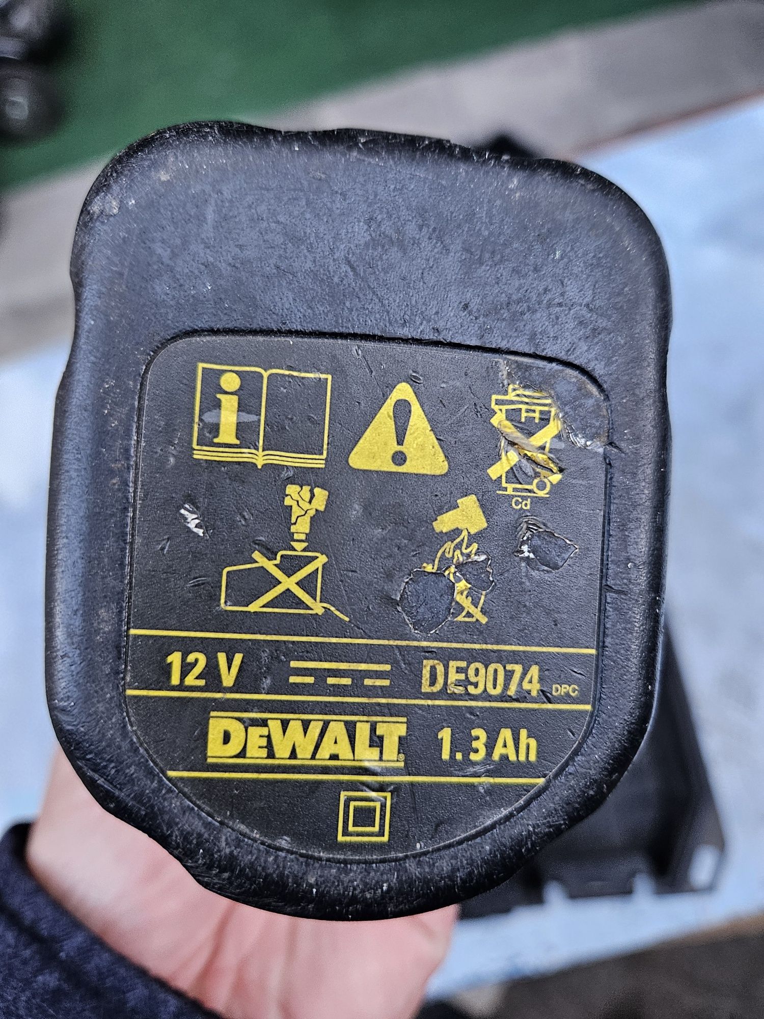 DEWALT  винтовер оригинален комплект