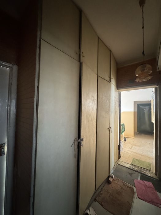 Eshiklar tekinga berilad