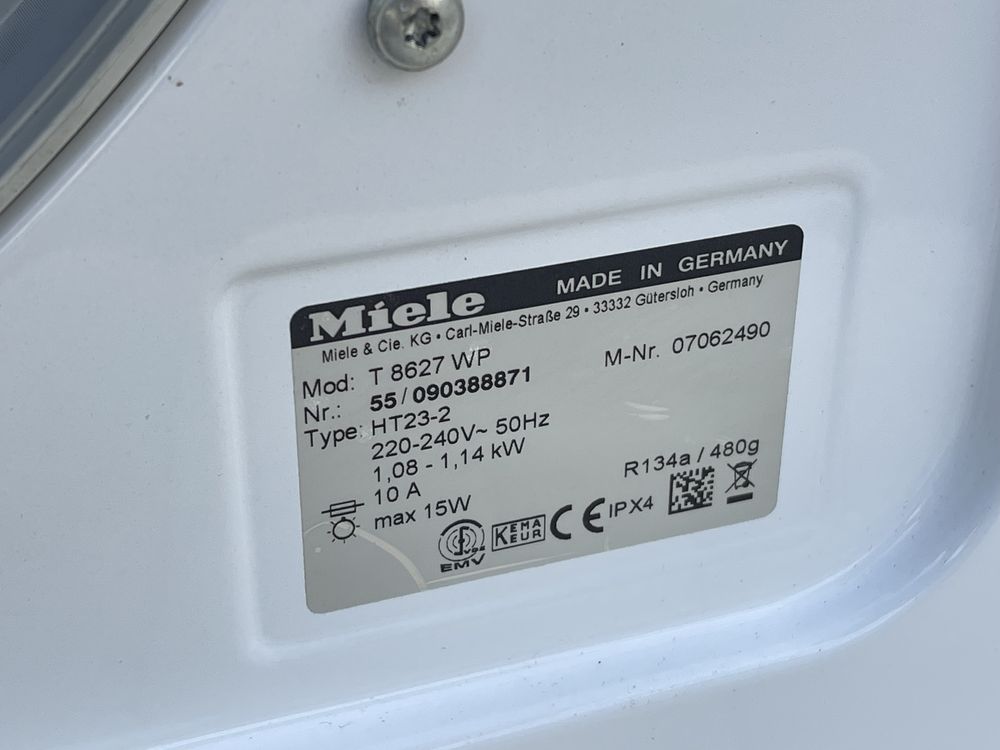 Сушилня с термопомпа Miele SOFTTRONIC T8627 WP - 6 kg