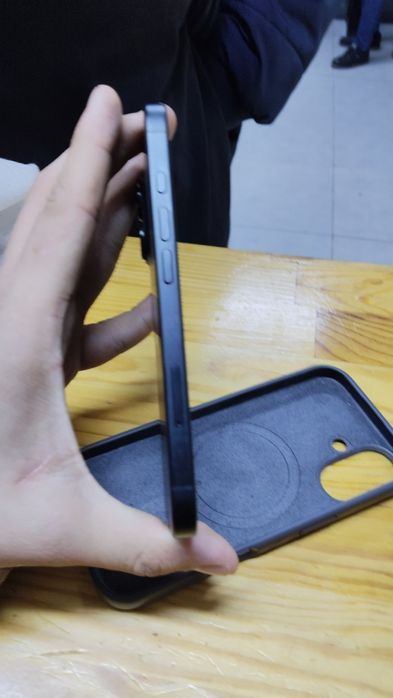 Айфон 16 256гб аккум 99%