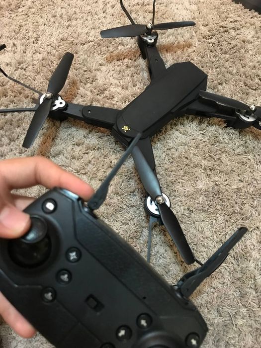 Дрон с камерой (с полным комплектом)