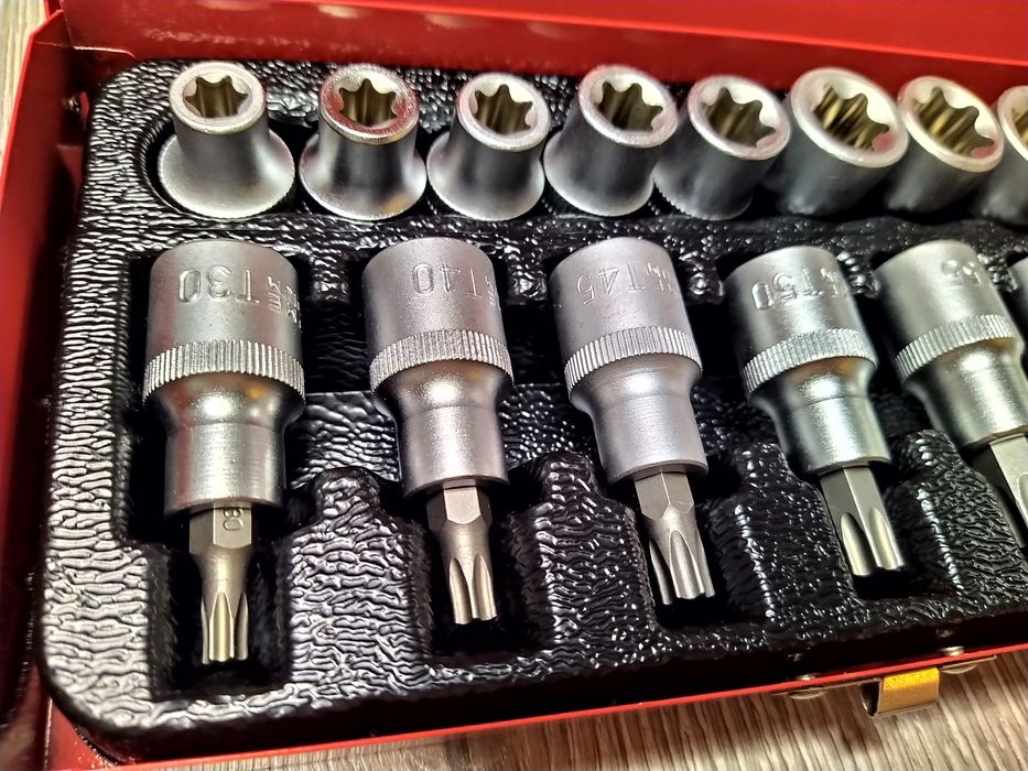 Trusa 16 Piese Chei Tubulare Torx si Capete Biti Torx