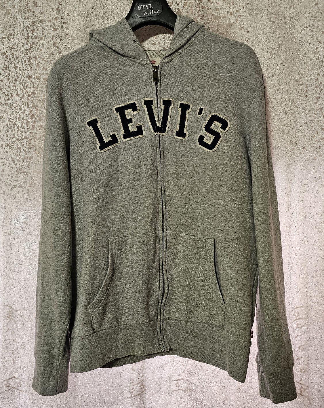 Hanorac Levi’s gri, mărimea L