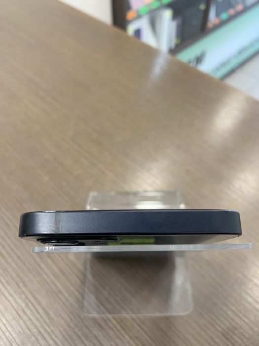 iPhone 12 / 64GB / 87% / Garantie 12 luni