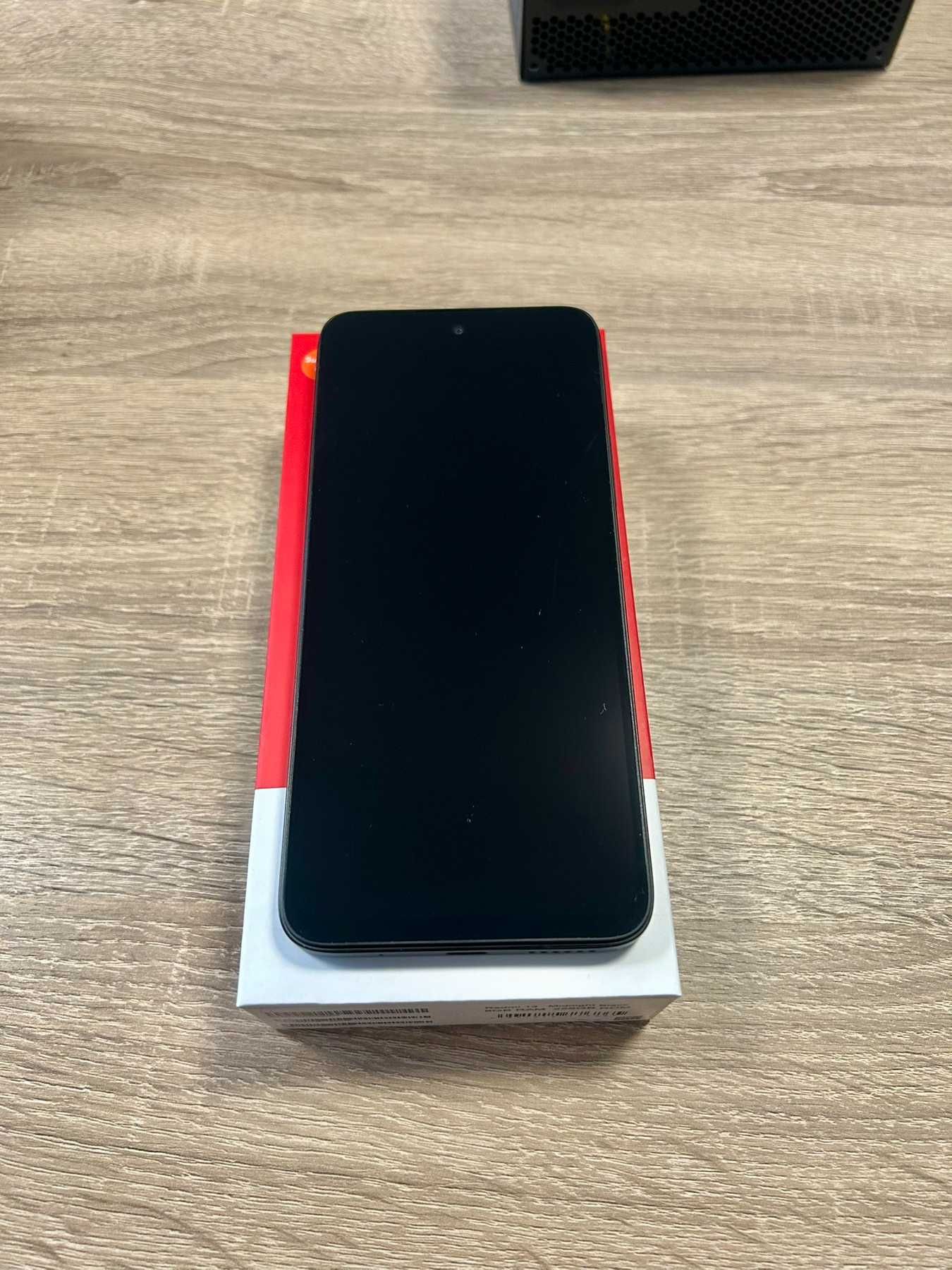 Xiaomi Redmi 13 256 GB с гаранция
