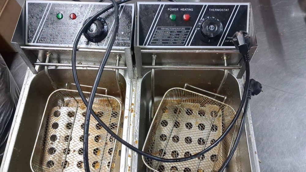 Фритюрница продам