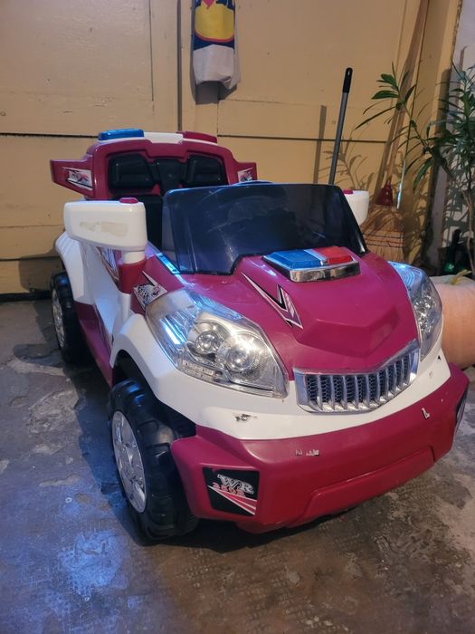 Masina elecrica pentru copii