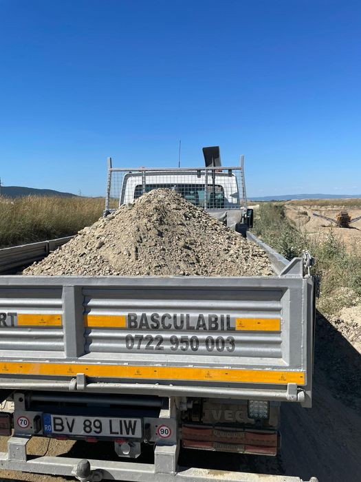 Transport basculabil nisip,pământ, moloz,balast