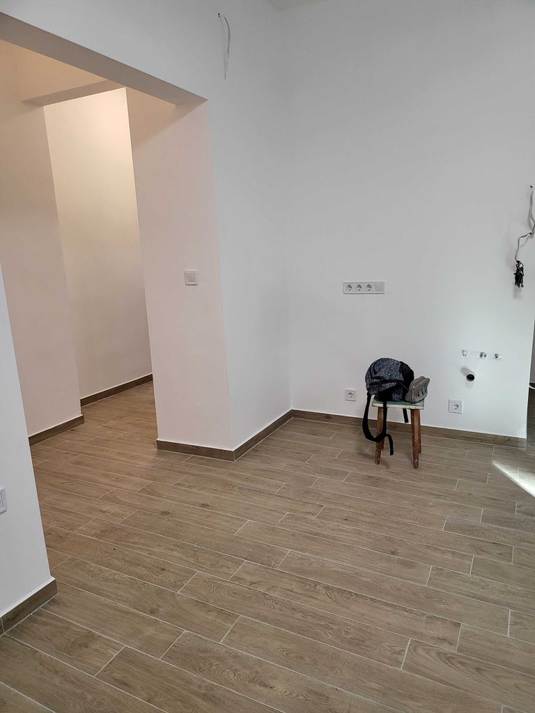 Дава се под наем Офис в София, Връбница 2 - 52 кв.м за 900 € - Снимка #9