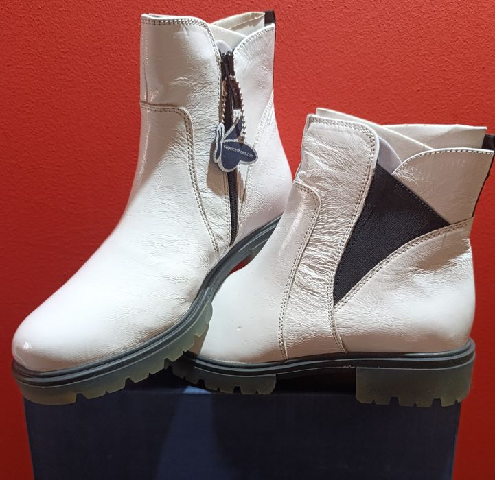 Дамски боти Caprice