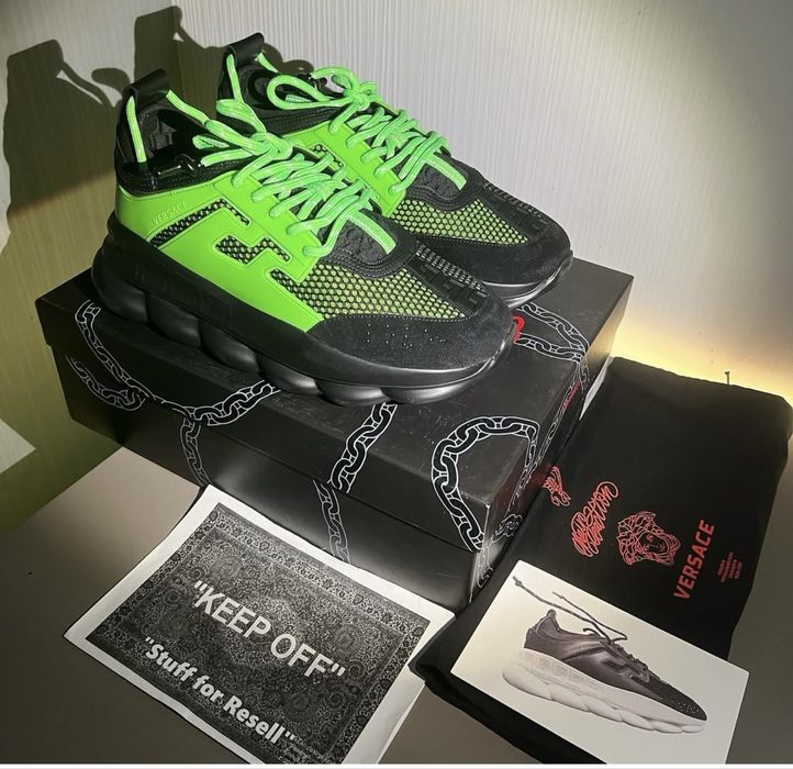 Adidasi versace chain reaction